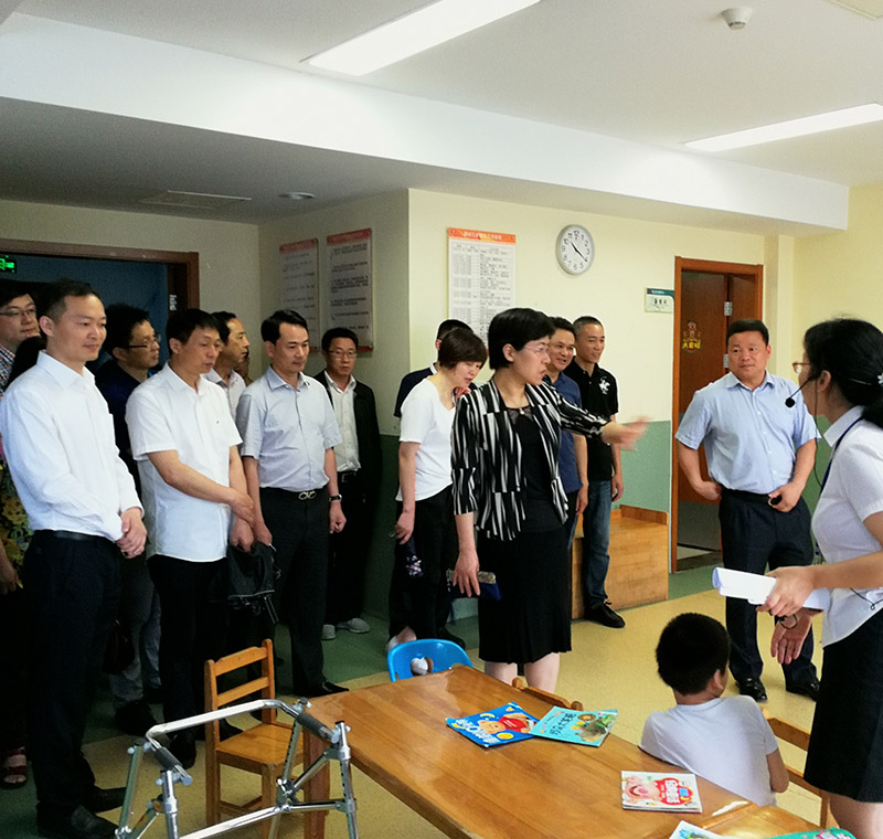 2018年5月21日，，，，，吴江福利院慰问捐款